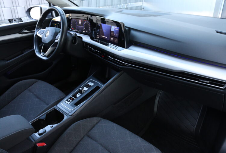 Volkswagen Golf 8 Variant