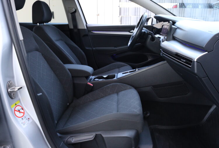 Volkswagen Golf 8 Variant
