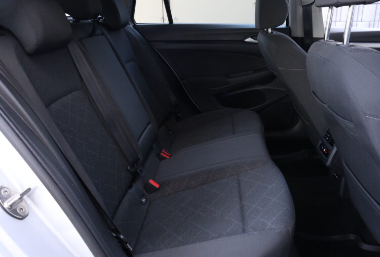 Volkswagen Golf 8 Variant
